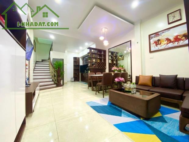 Bán Nhà Trung Tâm Thanh Xuân, D.Tích 40m2, 5 Tầng, Nhà Đẹp, Giá Chào Bán Nhỉnh 9tỷ - 1