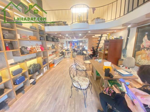 BÁN NHÀ MẶT PHỐ HUẾ. HOÀN KIẾM. 52M2 MT 6,4M GIÁ 41 TỶ- SIÊU PHẨM  - VỈA HÈ ĐÁ BÓNG - - 2