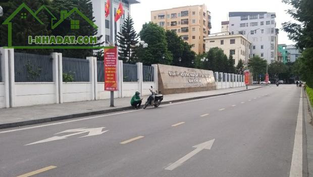 BÁN GẤP ĐẤT VÀNG PHÂN LÔ NGÕ 168 HÀO NAM DT55, MẶT TIỀN ĐẸP Ô TÔ KINH DOANH - 3