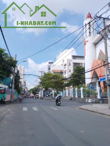 Ngộp Nguyễn Thị Nhỏ - giáp Q11- 40 m2 - 2 tầng - hẻm 4m Thông