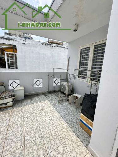 BÁN NHÀ CHÍNH CHỦ - P5 PHÚ NHUẬN - 40M - 4 TẦNG BTCT - PHAN ĐĂNG LƯU - 4PN - GẤP BÁN 7.85 - 4
