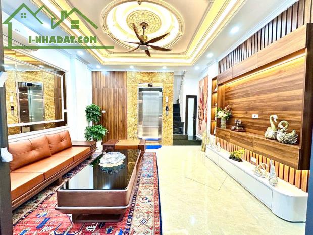 Chào mừng khách đến ngưỡng cửa Hoàng Gia giữa TT Cầu Giấy - Nhà 6 tầng thang máy - 10 Tỷ 5 - 1