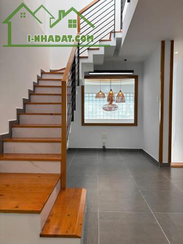 Cần bán nhà đẹp 3 tầng An Phú Đông Quận 12 52m2 gần Gò Vấp giá nhỉnh 6 tỷ - 3