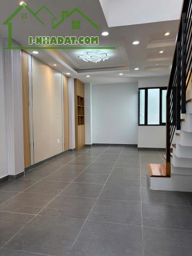 Cần bán nhà đẹp 3 tầng An Phú Đông Quận 12 52m2 gần Gò Vấp giá nhỉnh 6 tỷ - 4