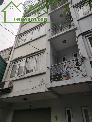 Hào Nam - Đống Đa, Dt 37m2 x 5 Tầng, MT 3.5m, Giá 7.9 tỷ LH: 0936118369