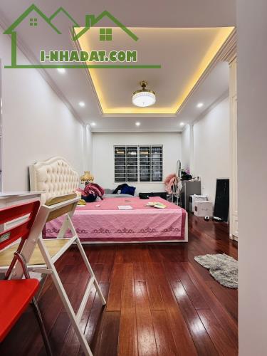 1 nhà ra phố bán nhà thanh nhàn 6 tầng thang máy long lanh hai bà trưng