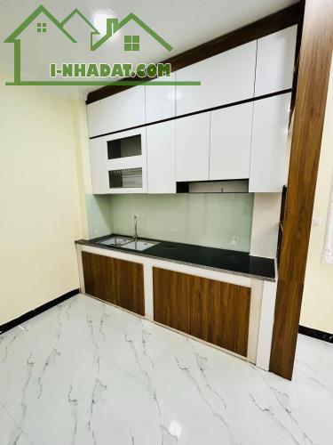 Bán nhà cạnh UB xã Kim Chung, Hoài Đức. Nhà 30m2 xây 5 tầng. Ngõ thoáng cạnh chợ trạm Y Tế - 2