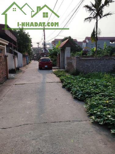 Ông a nhờ bán mảnh đất dt102m2 MT5m  tại sóc sơn - 1