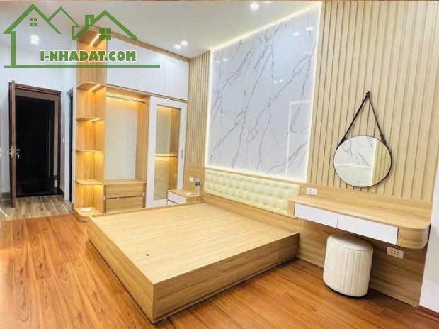 KIM MÃ – BA ĐÌNH, NHÀ MỚI 47M² x 5 TẦNG – 10M RA Ô TÔ – 6 PHÒNG KHÉP KÍN - 4