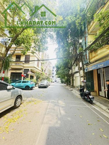Phố Minh Khai, Vỉa hè, Ô tô tránh, kinh doanh đỉnh, dt 72m2, 5 tầng, mt 5.5m, Giá 21.3 tỷ.