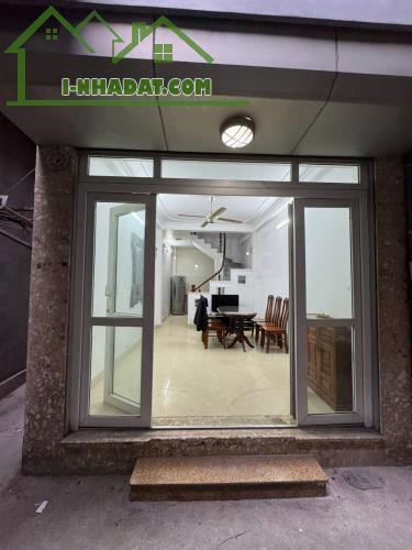 Bán nhà lô góc ngõ 71 Kim Ngưu 35m² x 4 tầng Gần phố, ở ngay giá chỉ 6,3 Tỷ