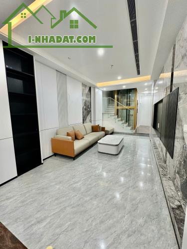 Cần bán gấp siêu phẩm Xuân Đỉnh 48m2, 6T thang máy, ô tô, gần phố - 1