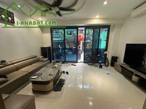 Bán nhà mặt ngõ La Thành, Phân lô, ô tô tránh, vỉa hè, kinh doanh, dt 39m, 6 tầng, mt 5,4m - 1