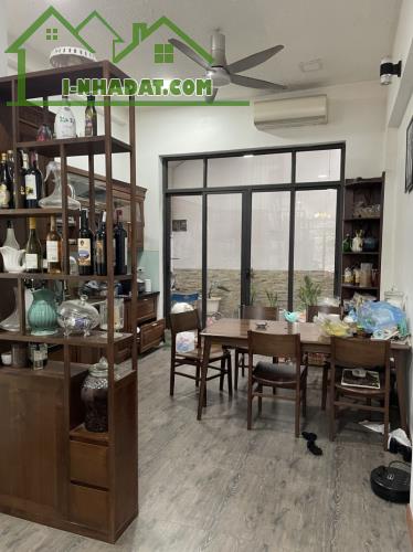 Bán nhà Bát Khối,Thạch Bàn 4 tầng,80m,mt4m oto vào nhà nhỉnh 13 tỷ - 2