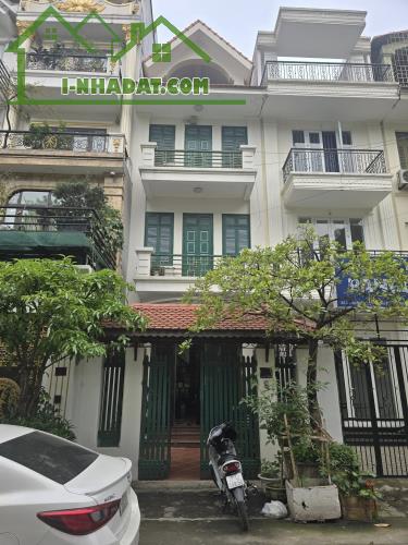 Phố Nghĩa Đô, Cầu Giấy - Ô Tô Tránh - 76m2 x 4 Tầng, MT 4.5m, Giá 31 tỷ LH: 0888758369