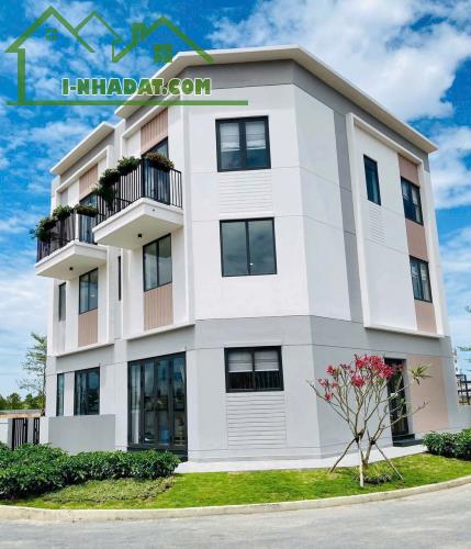 Nhà Ở Xã Hội Mà Như Nhà Phố Cao Cấp