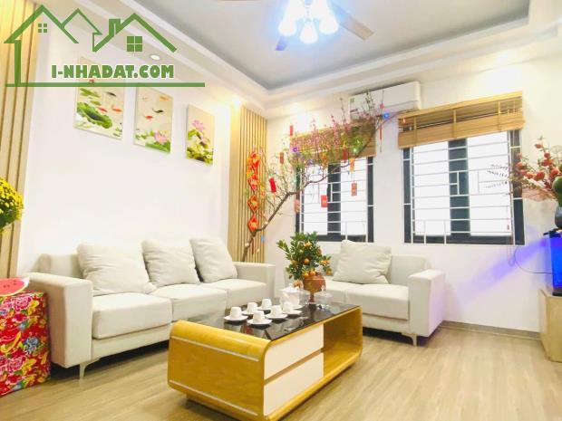 Bán nhà ngõ 247 Định Công Thượng, diện tích 41m x 5 tầng, mặt tiền 4m, giá 8,6 tỷ. - 4