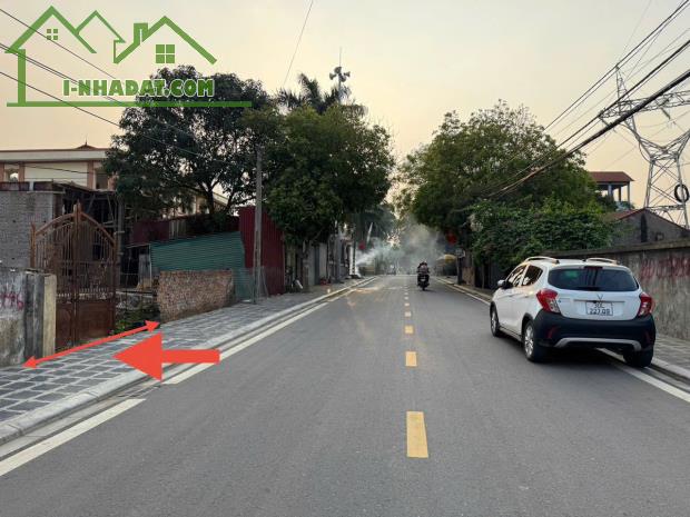 Đất đẹp Phú Hữu, Thanh Lâm, Mê Linh. Mặt đường nhựa, gần đường quốc lộ 23b - 1