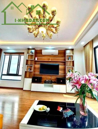 Cần bán gấp nhà mặt phố khu dân trí cao - 1