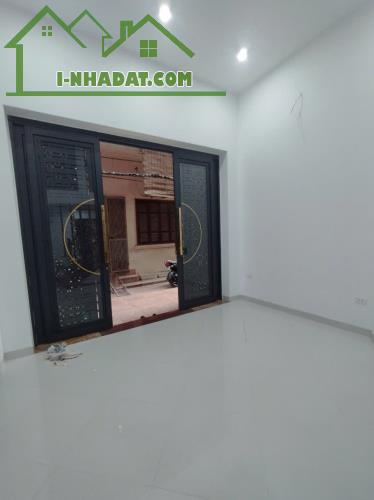Bán nhà Lê Trọng Tấn, Thanh Xuân. 32m2 x 5 Tầng. MT 4.1m. PHÂN LÔ. Ô TÔ. Hơn 13 Tỷ. - 1