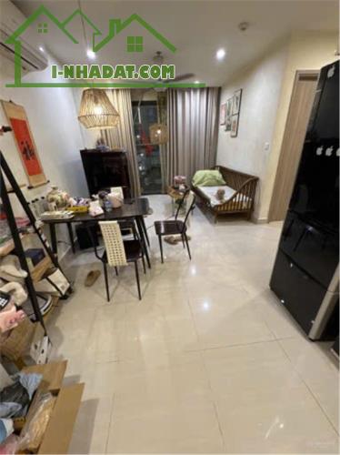 Căn hộ đẹp- giá tốt cần bán nhanh căn chung cư view đẹp tại huyện Gia Lâm, TP Hà Nội