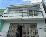 Nhà mặt tiền cực thoáng. 2 tầng đúc kiên cố.hem 5m. Sồ đẹp