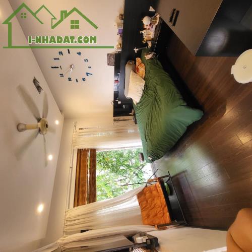 Bán Biệt Thự Khu Kiều Đàm Cạnh Him Lam ,Quận 7,Ngang 7.4 x 27m ,Giá 27 Tỷ(TL) - 1