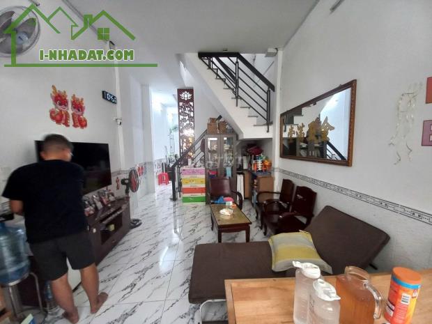 BÁN NHÀ HẺM XE HƠI – PHÂN LÔ PHƯỜNG 14, TÂN BÌNH – Ô TÔ NGỦ TRONG NHÀ - 2