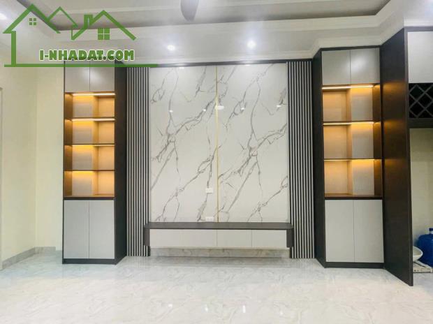 Siêu phẩm Hồ Tùng Mậu - bắc Từ Liêm oto vào nhà 45m2 giá chỉ hơn 12 tỷ - 1