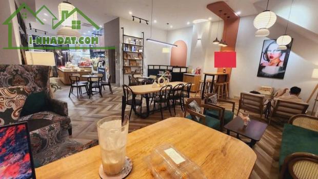 CHÍNH CHỦ CẦN SANG NHƯỢNG TIỆM BÁNH & CAFE Căn góc khu dân cư Cityland Park Hills, Phường - 1