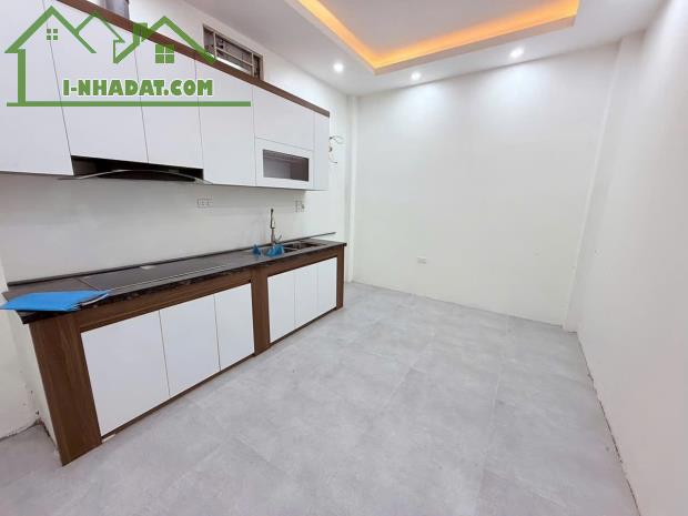 Chủ nhà cần tiền, nhờ bán gấp căn 7 ngủ tại đường Cầu Diễn, nhà mới xây 36m, nhỉnh 8 tỷ - 3