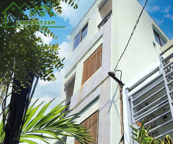 BÁN NHÀ XÓM CHIẾU. 34M2. 4 TẦNG KIÊN CỐ BTCT. 3 NGỦ. HẺM GẦN 4M. SÁT ĐƯỜNG LỚN
