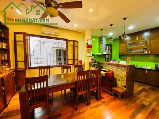 Bán Biệt thự Làng Việt Kiều Châu Âu, 180 m2 x 4T x Mt 26m, lô góc 2 thoáng, view vườn hoa. - 3