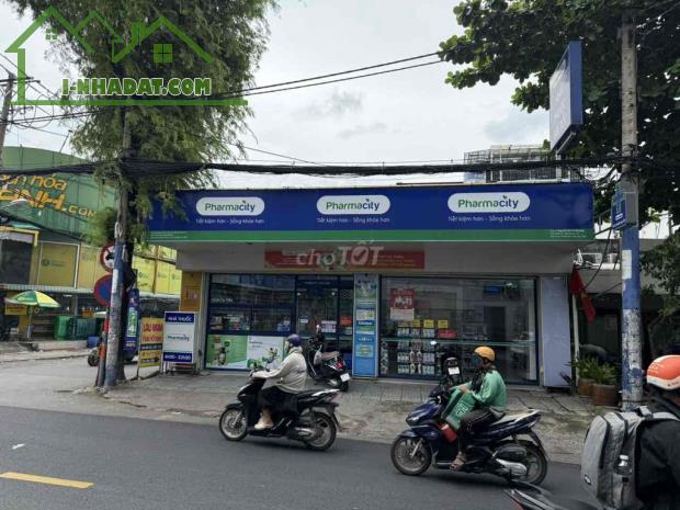Gò Vấp ! Cho thuê mặt bằng góc 2 mặt tiền , MT 616 Lê Đức Thọ , Vị trí đắc địa, Tel : - 1