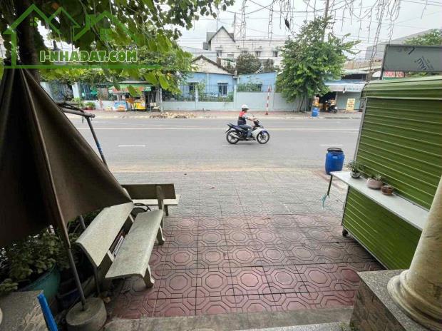 CHO THUÊ VỈA HÈ KINH DOANH ĐỒ ĂN, CÀ PHÊ CẢ NGÀY - MẶT TIỀN TRẦN HƯNG ĐẠO (ĐÔNG HOÀ, DĨ - 2