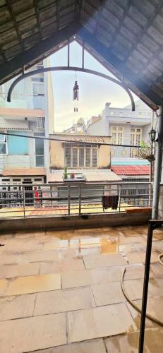 P. Bình Hưng Hòa A- Ngay Gò Xoài, Lê Văn Qưới- 3 tầng 4 x 22m- hẻm xe hơi tránh- chỉ 6 hơn - 4