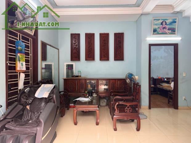 Bán đất tặng nhà độc lập đường Hạ Lũng Chợ Lũng. Vị trí đẹp