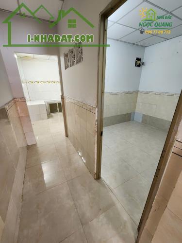 BÁN NHÀ ĐƯỜNG TÂN CHÁNH HIỆP 35, GẦN PHẦN MỀM QUANG TRUNG, HẺM XE HƠI, 4X12M