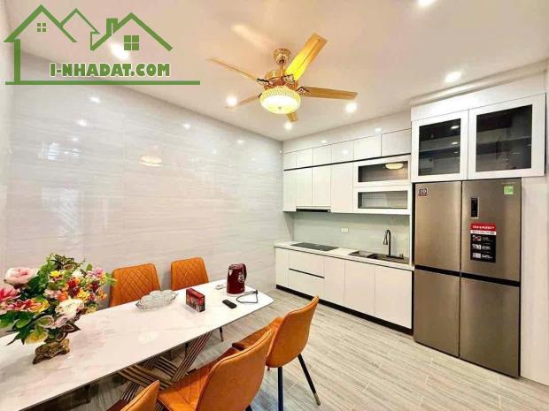 BÁN NHÀ VƯƠNG THỪA VŨ – 44M2 – 4 TẦNG – MT 4.2M – GIÁ 7.9 TỶ