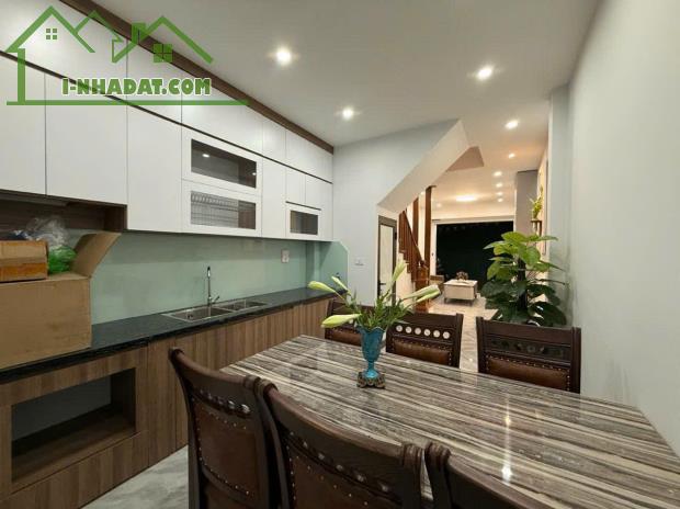 Còn đúng 1 nhà lô góc tại mặt đường Liên Mạc, ô tô đỗ tại cửa - 36m- 4T - MT3,36m - 6,3 tỷ - 3