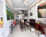 Bán nhà 1 Trệt 1 Lầu TT Dĩ An,có hoàn công,đường nhựa xe hơi quay đầu,gần Vincom