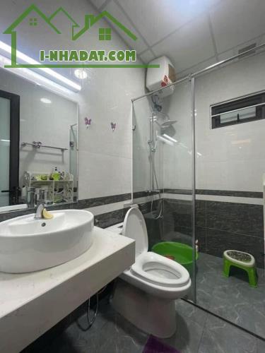 Bán nhà ngõ 108 Đông Thiên, 30m2 x 5 tầng, 6 tỷ