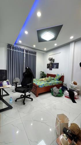 MẶT TIỀN KINH DOANH, ĐƯỜNG 08, F11, Q6, 4 TẦNG, NGANG LỚN HIẾM 86.0M2, 16.0 TỶ.