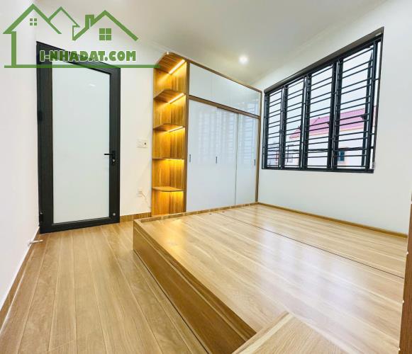 NHÀ 3 TẦNG - XÂY ĐỘC LẬP - ĐƯỜNG Ô TÔ - KINH DOANH TỐT - TẠI PHƯƠNG KHÊ - 3