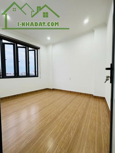 NHÀ 3 TẦNG - XÂY ĐỘC LẬP - ĐƯỜNG Ô TÔ - KINH DOANH TỐT - TẠI PHƯƠNG KHÊ - 5