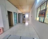 Cho thuê căn hộ chung cư mặt tiền đường Phạm Văn Đồng, gần Đại học Văn Lang