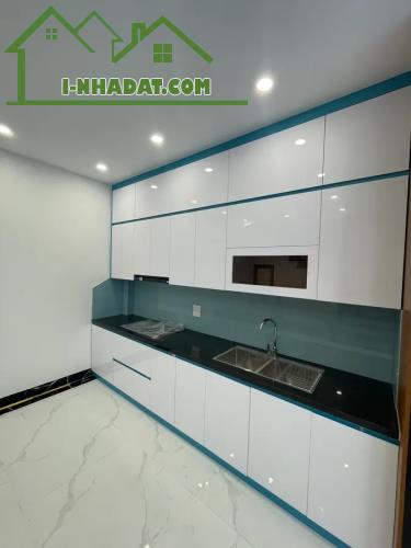 Siêu đẹp mặt tiền rộng nhà 5.1m 5 tầng diện tích 50m chỉ 9 tỷ có thương lượng giá đầu tư - 2