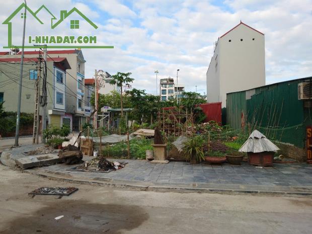 Lô góc Nhuế Kim Chung,gần Ô tô, khu đấu giá tiềm năng tăng giá hâp dẫn