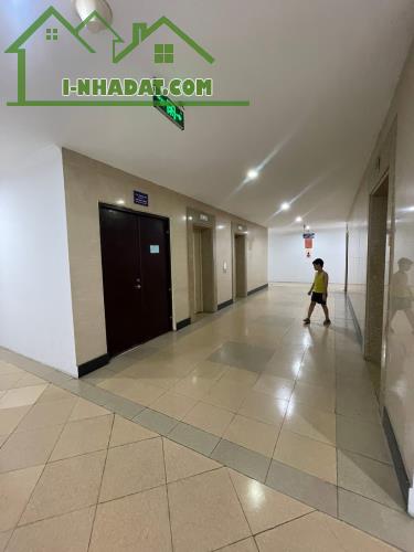 Bán Gấp - Chung Cư Huỳnh Thúc Kháng - Đống Đa - Dt: 123m2/3PN/2WC*nhỉnh 9 tỷ - 3