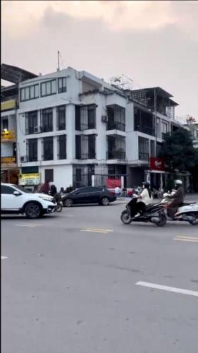 Cho thuê nhà 2 mặt tiền 26m góc 2 đường lớn 30m và 26m, đông đúc ngày đêm, view hồ đẹp, - 1